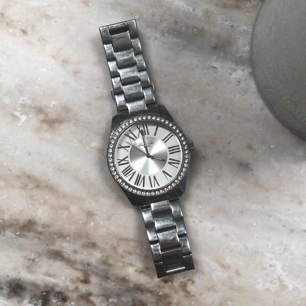 Kennith Cole -Classic Silvertone round watch